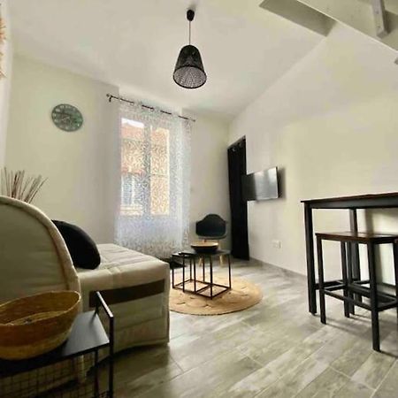Appartement Centre Ville Saint-Amand-Montrond Exterior photo